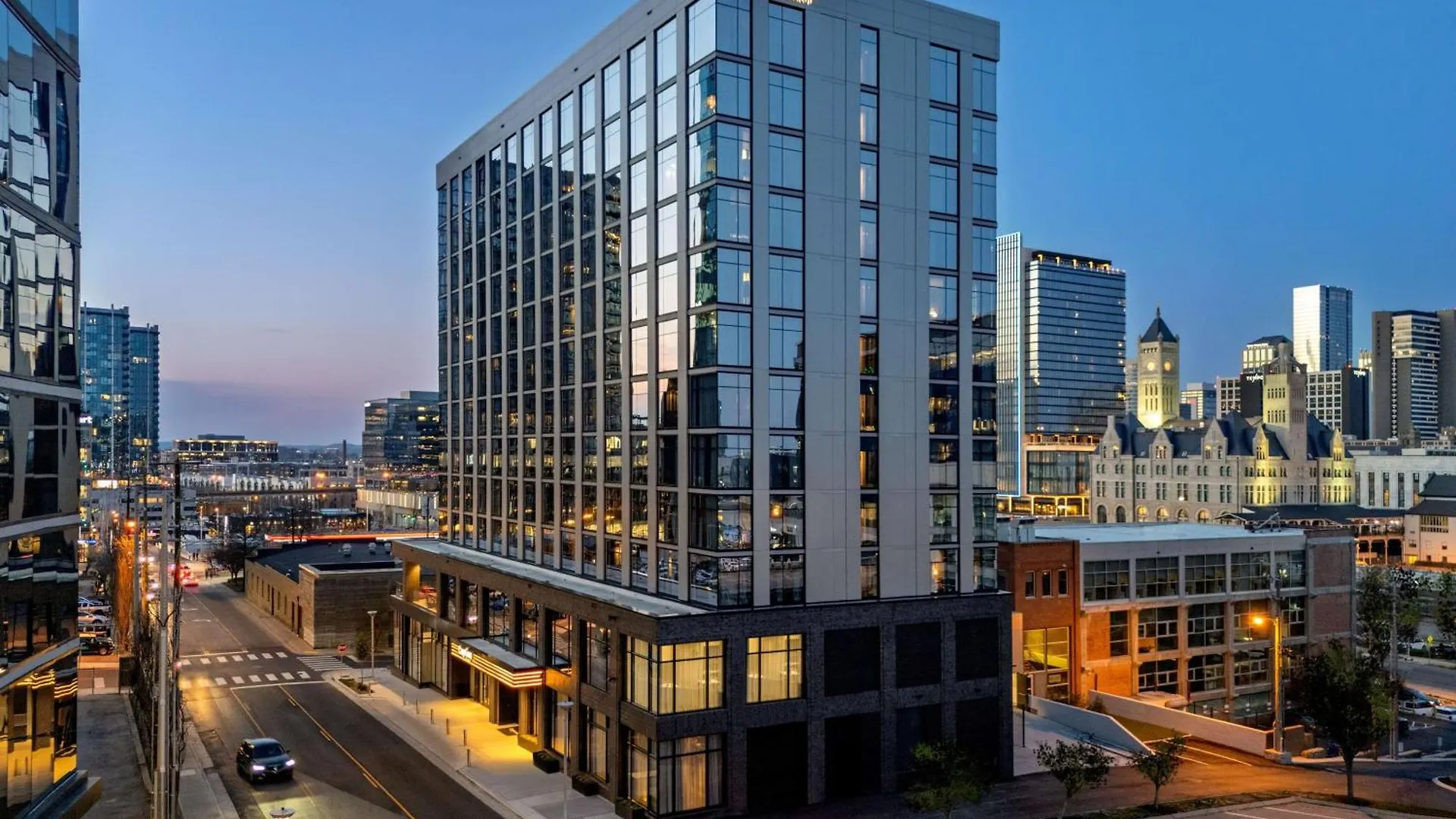 Caption By Hyatt Downtown Nashville - The Gulch