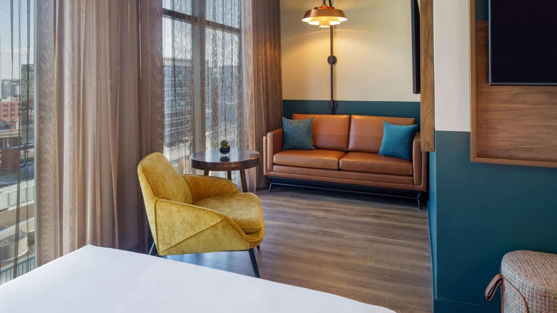 Caption By Hyatt Downtown Nashville - The Gulch Hotel