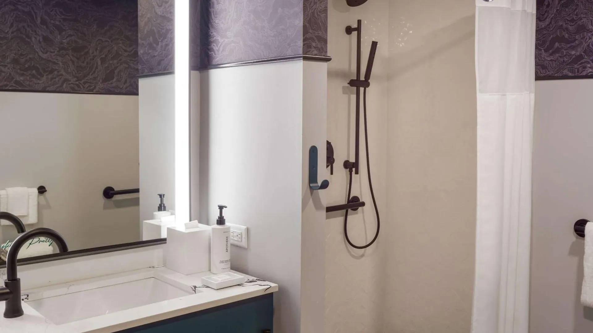 Caption By Hyatt Downtown Nashville - The Gulch Hotel