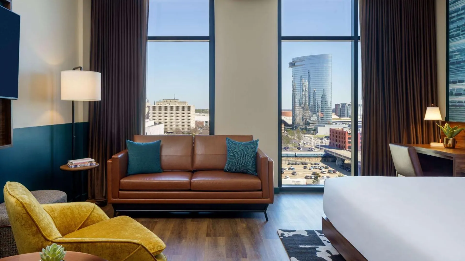 Caption By Hyatt Downtown Nashville - The Gulch